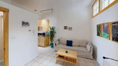 Fully Furnished 1-Bedroom Apartment – Month-to-Month Lease Image# 5
