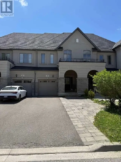 4 bed 4 bath townhouse - Yonge/Jefferson Forest Image# 1