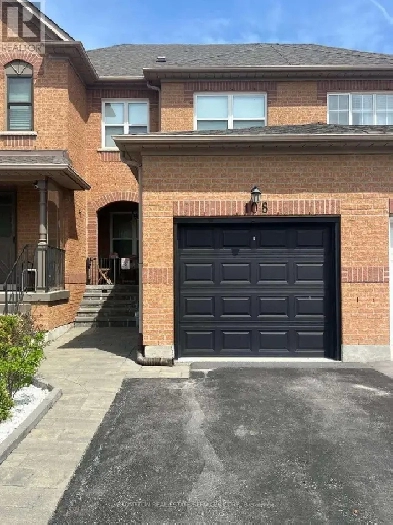 3 bed 4 bath townhouse - Parktree Dr & Melville Ave Image# 1