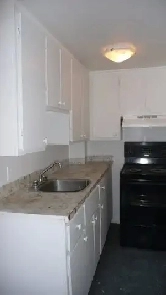 Beau grand 1 1/2 Juillet, Ahuntsic, Terrasse Fleury, juillet Image# 1