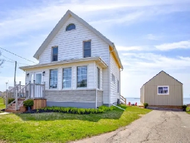 Year-Round Waterfront Home! Image# 6