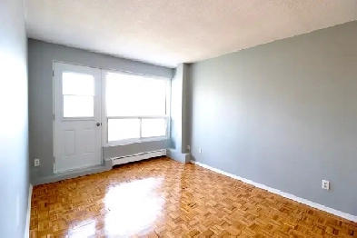 2 Bedroom 125 Stewart St Sandy Hill - Ottawa U/Market/Downtown Image# 4