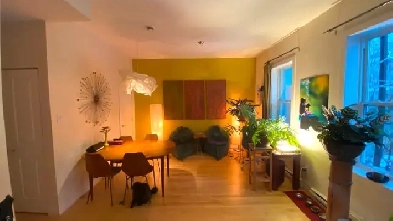 Verdun. Double room, furnished, near all amenities & riverside Image# 1