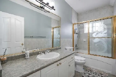 5 bed 4 bath with jaccuzi Image# 4