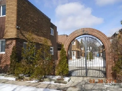 One minute walk to subway station Image# 1