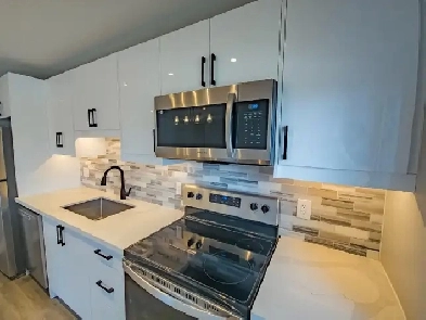 Two bedroom apartment in a prime Waterloo location! Image# 1