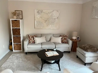 $2200 2 bdrm with balcony and  garage Image# 1