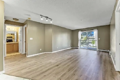 2 full bathrooms and 2 bedrooms in Southside Image# 15