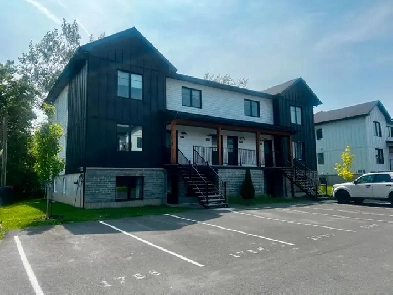 5 1/2 pour le 1er juillet à Ste-Hélène-de-Bagot, rez-de-chaussée Image# 6
