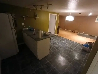 Appartement dans un sous-sol de maison Image# 3