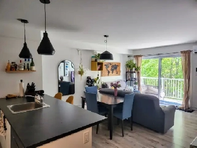 3 ½ avec Bureau au 3315, CHEMIN STE-FOY Image# 1