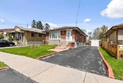 3 bedroom 1 washroom house Image# 5
