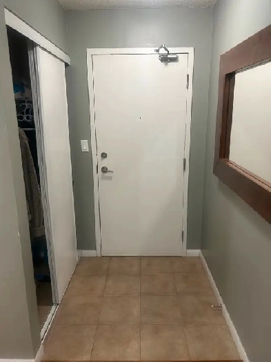 Weston and 401 2 bedrooms condo for rent Image# 7