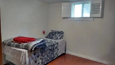 shared room rent only for female Image# 1