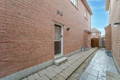 Room for rent in Basement Image# 2