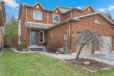 ⚡MOVE IN READY 3 1 BEDROOM END UNIT TOWNHOME IN WILLIAMSBURG! Image# 1