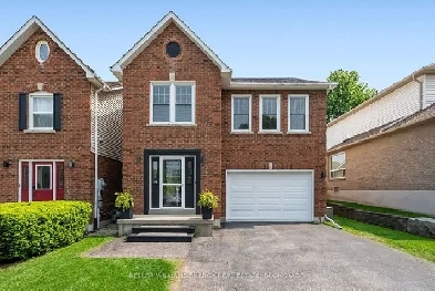 ⚡STUNNING 3 BDRM 3 BATHROOM DETACHED HOME READY TO MOVE IN! Image# 1