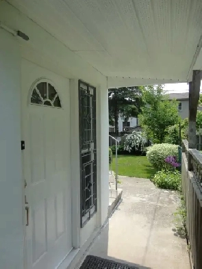 Stunning Two Bedroom Apt (St. Clair Ave & Victoria Park) Image# 1