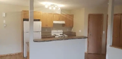 Camrose 2 bedroom 4 plex close to downtown and schools Image# 3