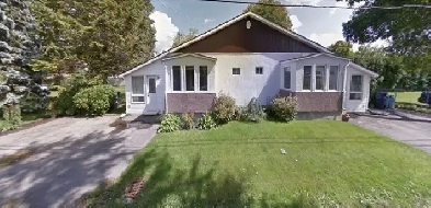 Duplex à la campagne – Potentiel à Exploiter avec Grand Terrain Image# 2