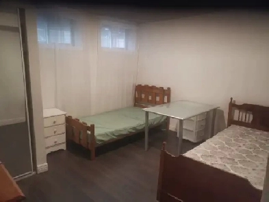 Room for two studebts, Wardn/Sheppard, Seneca College,(male)Incl Image# 1