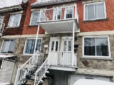 2 Chambres 1.5 Salle de bain - Près du Métro Jarry/Fabre Image# 1