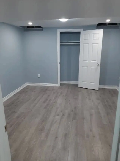 Bachelor Basement for rent in stouffville Image# 2