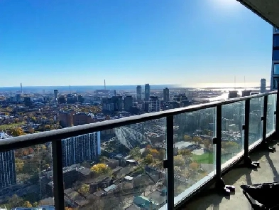 Downtown Toronto 2 bedroom condo furnished 44th floor lakeview Image# 1