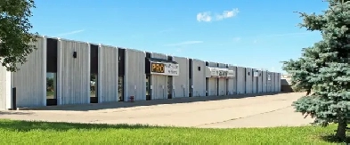 3600 SQ FT OFFICE WAREHOUSE FOR LEASE W/END EXPOSURE -178ST Image# 2