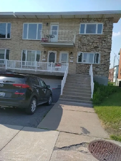 Logement à louer/Upper duplex for rent Image# 12