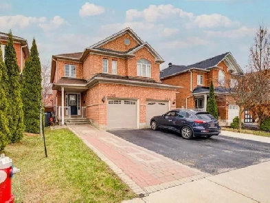 3BR 4WR Semi-Detached in Mississauga near 9th Line/ Thomas Image# 1