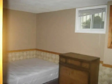 Cheap Motel like Room Available Immediately Image# 1