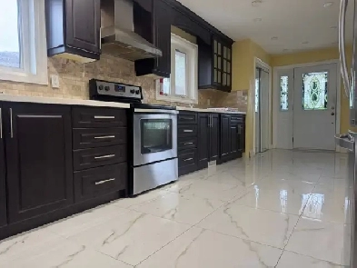 3BR 3WR Detached in Mississauga near GOREWAY AND BRANDON GATE DR Image# 1