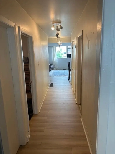 share a two bedroom in hintonburg June 7 and on Image# 7