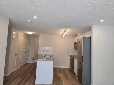 2 BEDROOM CONDO LOCATED IN CRANSTON FOR RENT Image# 1