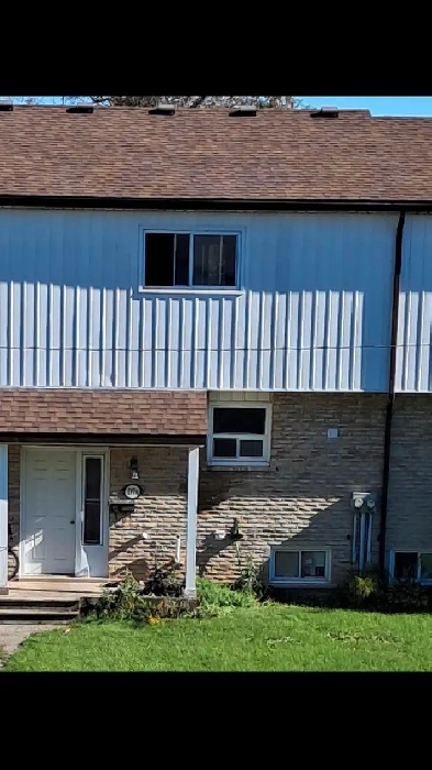 3 Bed Townhouse Image# 1