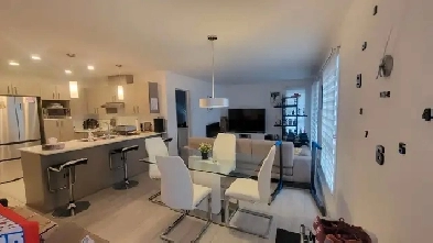 Condo haut de gamme 4 ½ à louer – Urbanova, Terrebonne (Lanaudiè Image# 1