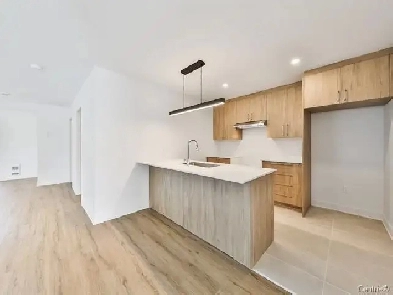 Grand 4 ½ haut de gamme à Laval - DISPONIBLE 1er JUILLET 2025 Image# 1