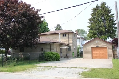 BRIGHTS GROVE HOUSE FOR LEASE - STEPS TO THE BEACH Image# 1