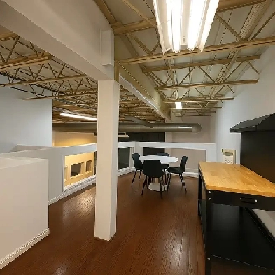 Elevate Your Business with a Modern Mezzanine Office Image# 1