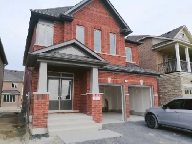 Four bedrooms whole house for lease in North Oshaw $3650 Image# 1