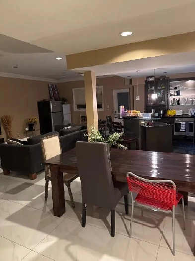 1 bedroom in mansion 1200$ etobicoke Image# 7
