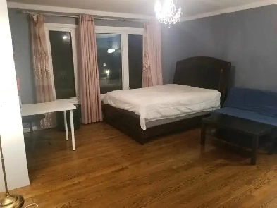 Master Bedroom Available in North York Image# 15