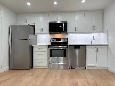 Newly Renovated Condo Style 1-Bedroom Unit in Family Building Image# 9