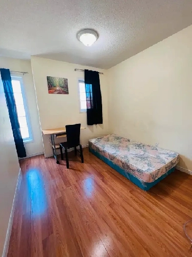 One Room For Rent in York University $760 Move in July 1st Image# 1