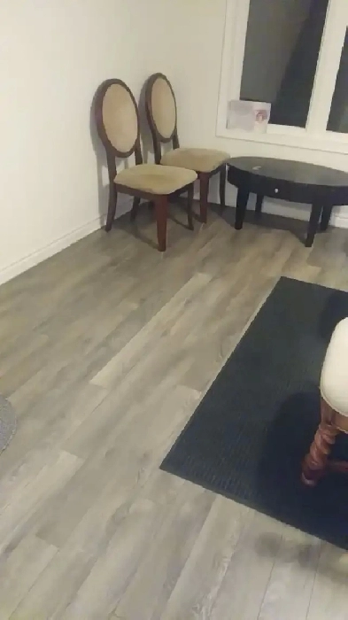 Private bedroom is available for rent in Mt. Pleasant Brampton Image# 1