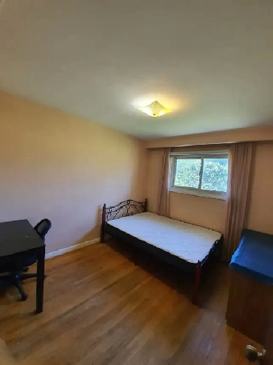One bedroom for rent(male only) Image# 4