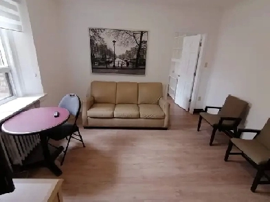 Spacious and Furnished 3 bedroom at Yonge & St Clair Image# 5