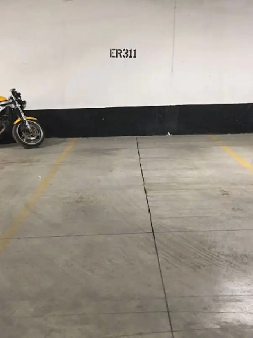 Underground Building parking lot at 68 Abell St Downtown Toronto Image# 3