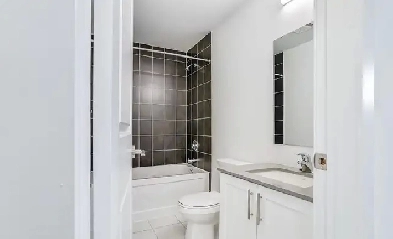 ✨ Corner Unit for Lease in a Prime Location! in port Credit Image# 1